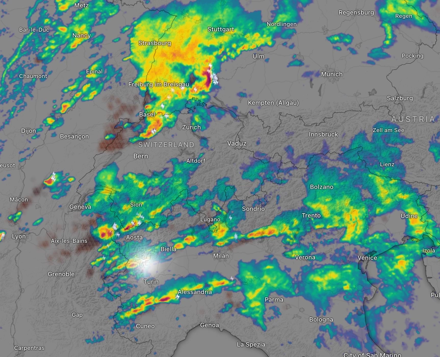 Severe storms advance from Italy into eastern Europe